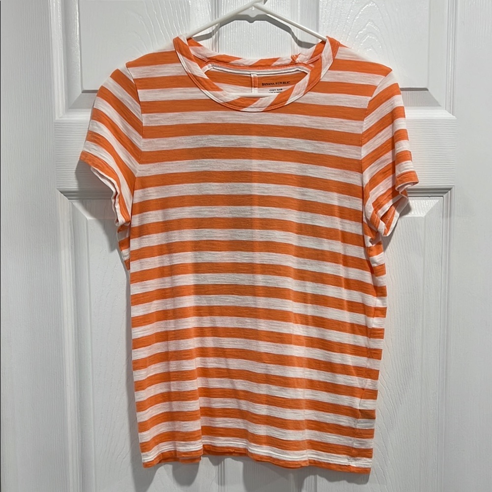 Banana Republic Bold Orange and White Tee